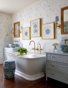 Tru_ Blue_Bathroom_by_Interior_design_Arkansa_001