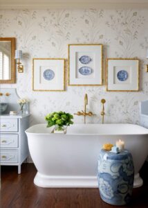 Tru_ Blue_Bathroom_by_Interior_design_Arkansa_004